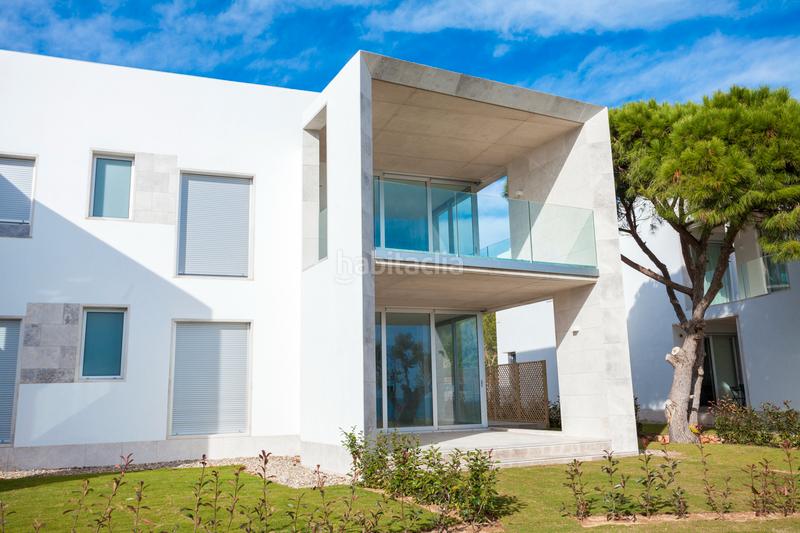Foto 5044385c-b2f7-453e-9f5f-bba963a29c77. Promotion EXCLUSIVA OBRA NUEVA FRENTE AL MAR MASOLET dans Miami Platja. Logements de biens neufs