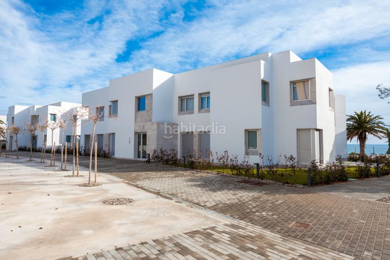 Foto 5271ee19-a269-4fe7-8b0d-3b8cc34aabdf. Promotion EXCLUSIVA OBRA NUEVA FRENTE AL MAR MASOLET dans Miami Platja. Logements de biens neufs