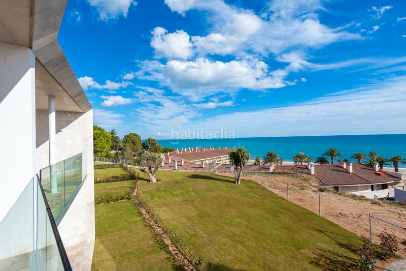 Foto 6d8cdced-ee4a-464e-8a45-89122bc5e532. Promotion EXCLUSIVA OBRA NUEVA FRENTE AL MAR MASOLET dans Miami Platja. Logements de biens neufs