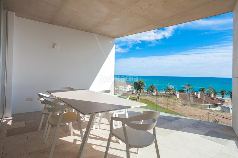 Foto be8d3271-2c16-499a-a578-5587261067ee. Promotion EXCLUSIVA OBRA NUEVA FRENTE AL MAR MASOLET dans Miami Platja. Logements de biens neufs