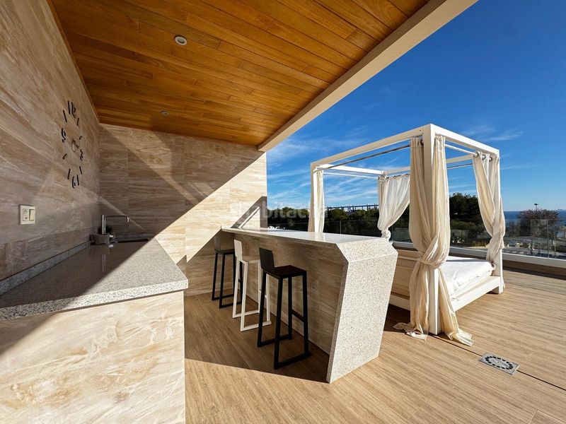 Foto 4350e423-f3b6-41c5-a5bb-64bafeb390cb. Casa amb aparcament a Playa Flamenca Orihuela