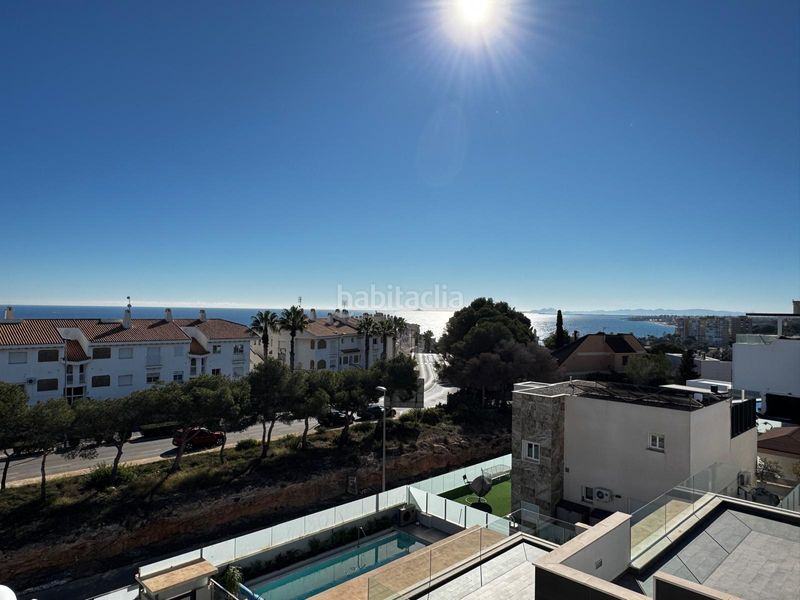 Foto 56b0cf4b-ad94-4dc7-80cf-fd7e44d18eeb. Casa amb aparcament a Playa Flamenca Orihuela