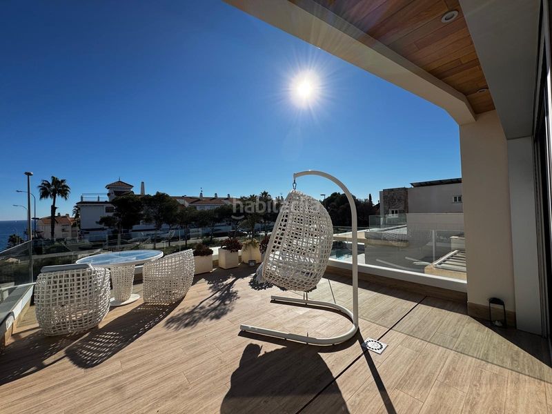 Foto 90489437-cde0-4aa9-aa7e-4b7f54b02a59. Casa amb aparcament a Playa Flamenca Orihuela