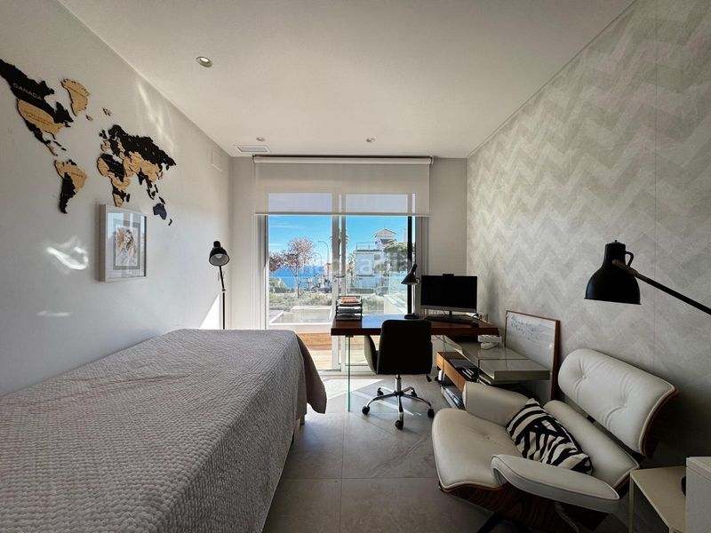 Foto ae8dde04-c4b5-4396-bb08-2d0d5e5d0443. Casa amb aparcament a Playa Flamenca Orihuela