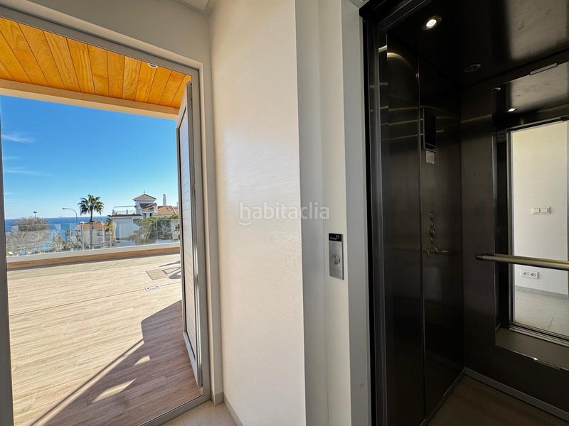 Foto ebe4b24c-5c2d-46d3-9d00-bbaa355e81b3. Casa amb aparcament a Playa Flamenca Orihuela
