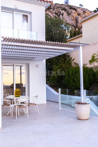 Foto 4a4b9c9c-ec47-4b49-ba2f-ece1b9db75cd. Casa amb aparcament a Altea ciudad Altea