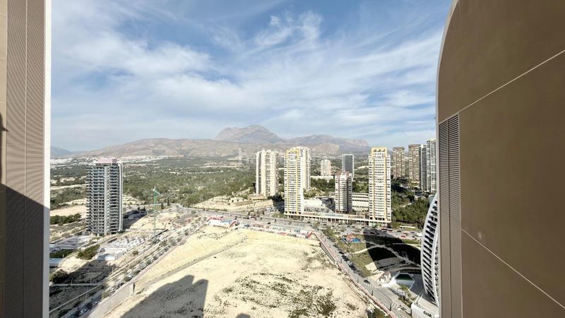 Foto b3bd7a9d-4049-4eec-85a8-f14dfee2c6dd. Apartament amb aparcament a Casco Antiguo - Puerto Benidorm