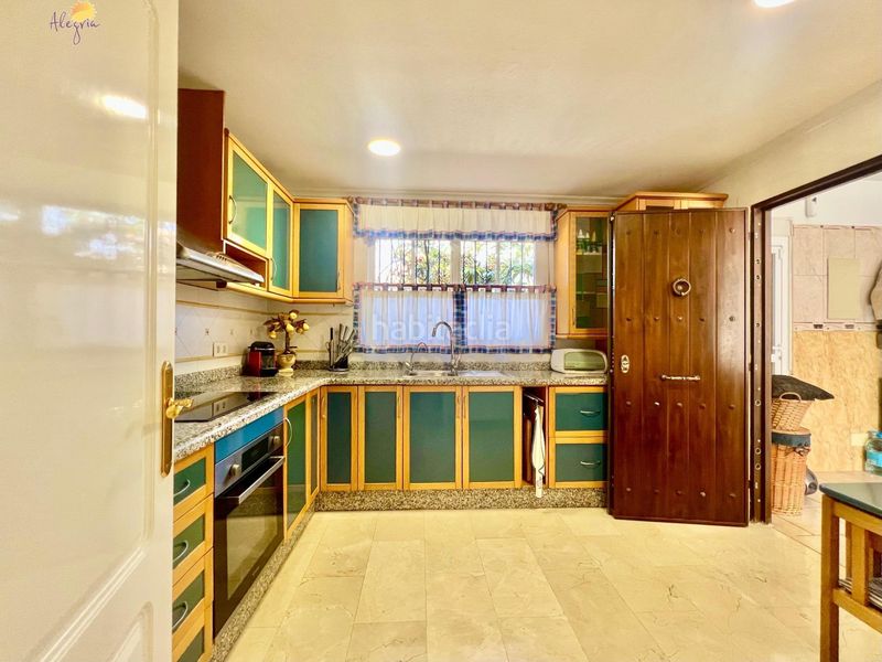 Foto 99a11344-6b19-4e5c-9569-28d8c4daa173. Casa amb aparcament a Centro - Muelle Pesquero Torrevieja