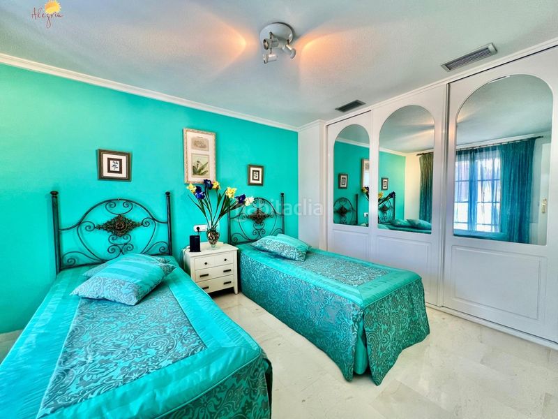 Foto bcd5c35c-9e2e-4a47-bfee-470f8f25ca59. Casa amb aparcament a Centro - Muelle Pesquero Torrevieja