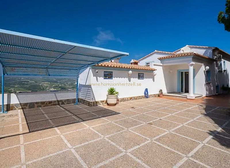 Foto ec3468e6-8c94-42c1-8921-02994403dd9f. Casa a Paichi Moraira