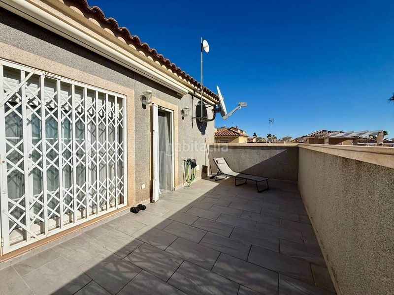 Foto 540eec8f-1641-4924-88c8-ad2296ad1f2a. Casa amb aparcament a Playa Flamenca Orihuela