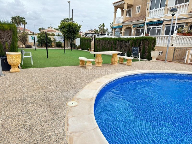 Foto b08bdc59-0e4a-40f8-8486-aa80d7a55734. Casa amb aparcament a Playa Flamenca Orihuela