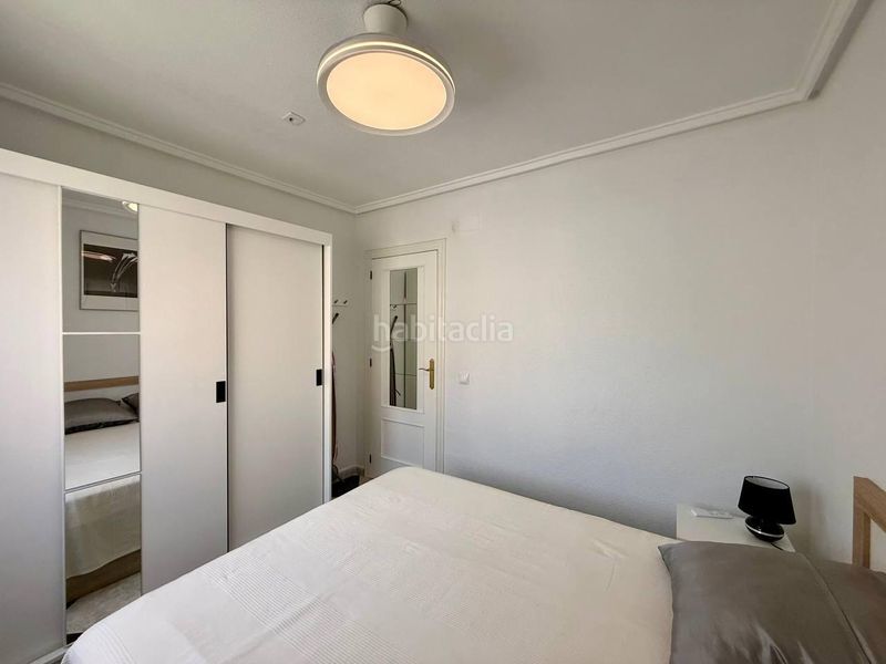 Foto d5162b4a-fa76-44d7-bd9b-699ffaf5eff6. Casa amb aparcament a Playa Flamenca Orihuela