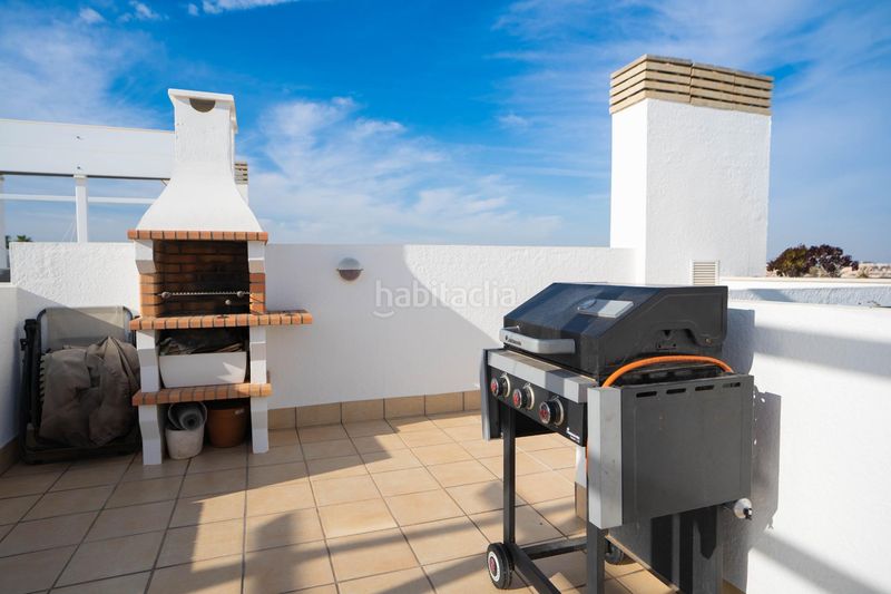 Foto 48601d38-398d-407a-9df6-ad5c44575925. Àtic amb calefacció a Playa Flamenca Orihuela
