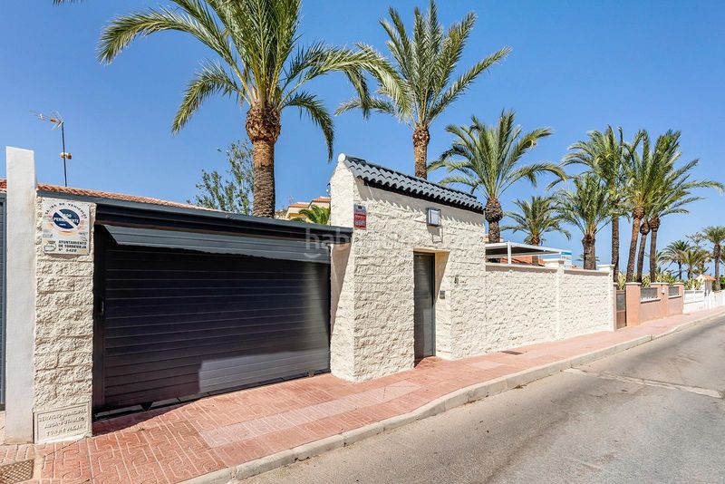 Foto df3e281a-96ba-456d-b149-cc8757c4d332. Casa amb calefacció a Centro - Muelle Pesquero Torrevieja