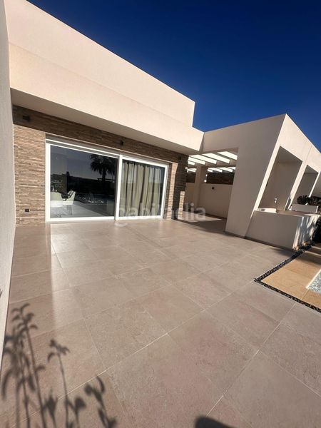 Foto 8ac2f536-1c46-443d-a957-89e012f35621. Casa amb aparcament a Heredades Rojales