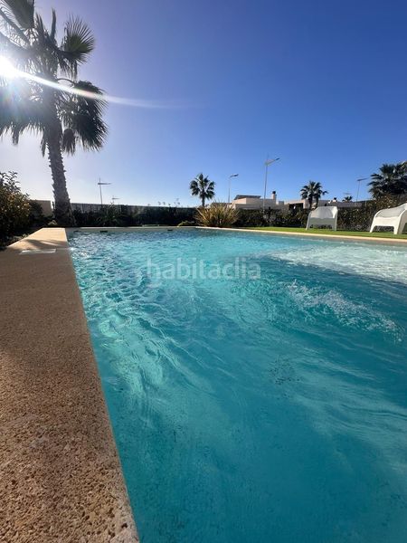 Foto c0c7e257-d10d-4c37-bf78-ec6f029f6474. Casa amb aparcament a Heredades Rojales