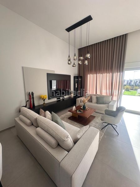 Foto fd4dec9b-92e6-4270-b2f5-d25fe76861dd. Casa amb aparcament a Heredades Rojales