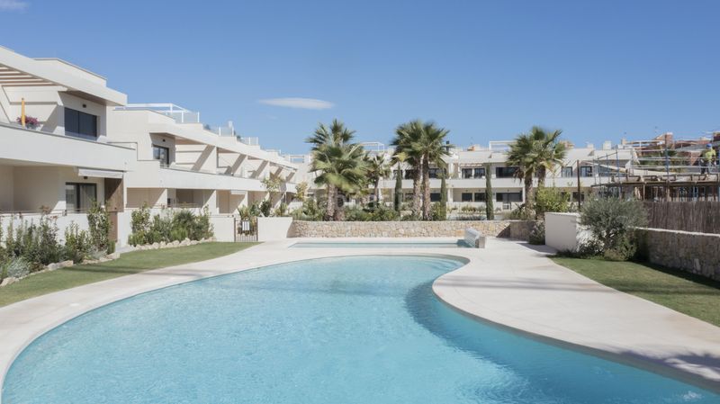 Foto 4d010dde-c593-4e7c-bd79-d9adee386e5f. Apartament a La Veleta Torrevieja