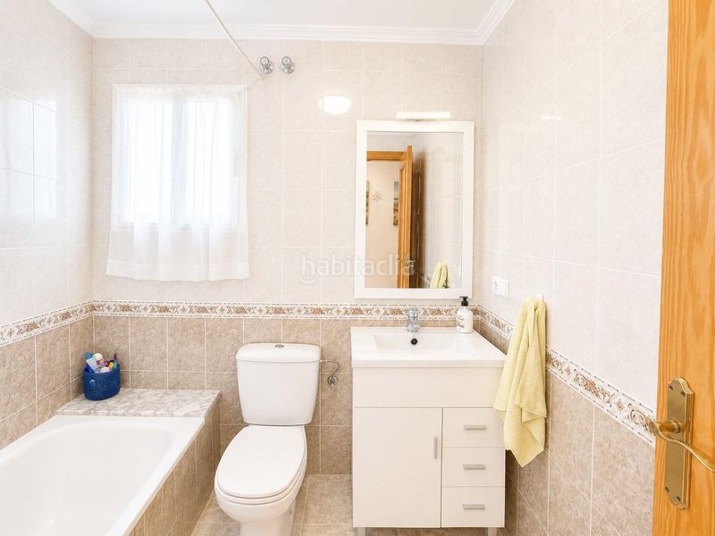 Foto 3b9bbee7-7d15-4820-be90-e85fb4817ee2. Apartament amb calefacció a Centro - Muelle Pesquero Torrevieja