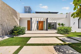 Casa a Pueblo-Ubanizaciones