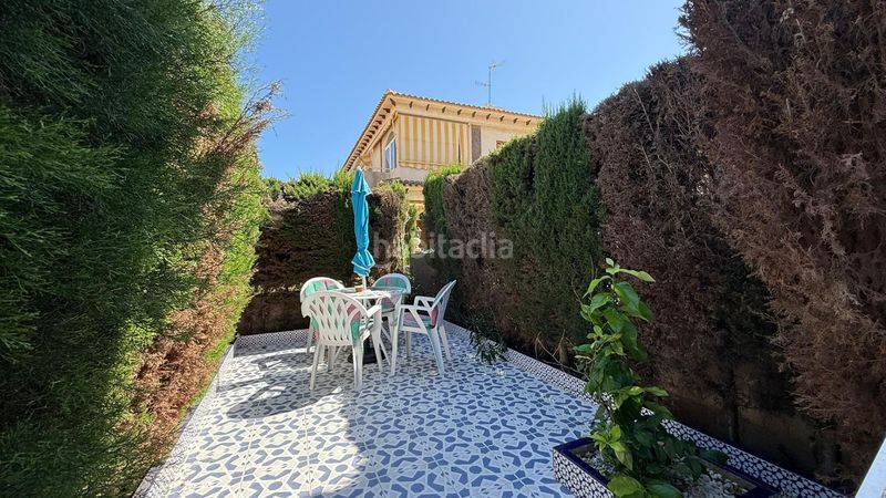 Foto 70aab1ab-6cf4-4fe2-816d-d2841d2aed01. Casa adossada amb calefacció a Centro - Muelle Pesquero Torrevieja