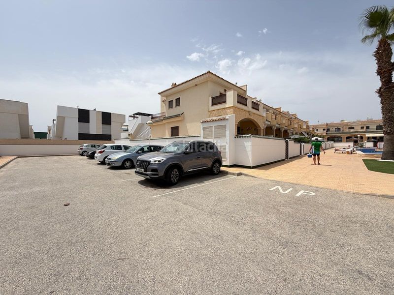 Foto 58b18b73-c9fb-4fcb-8a40-8ba01a738428. Casa adossada amb calefacció a Centro Rojales