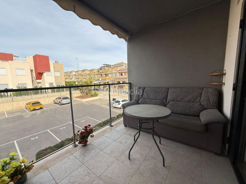 Foto ac3b483b-2d49-4a66-a855-44232845f058. Casa adossada amb calefacció a Centro - Muelle Pesquero Torrevieja