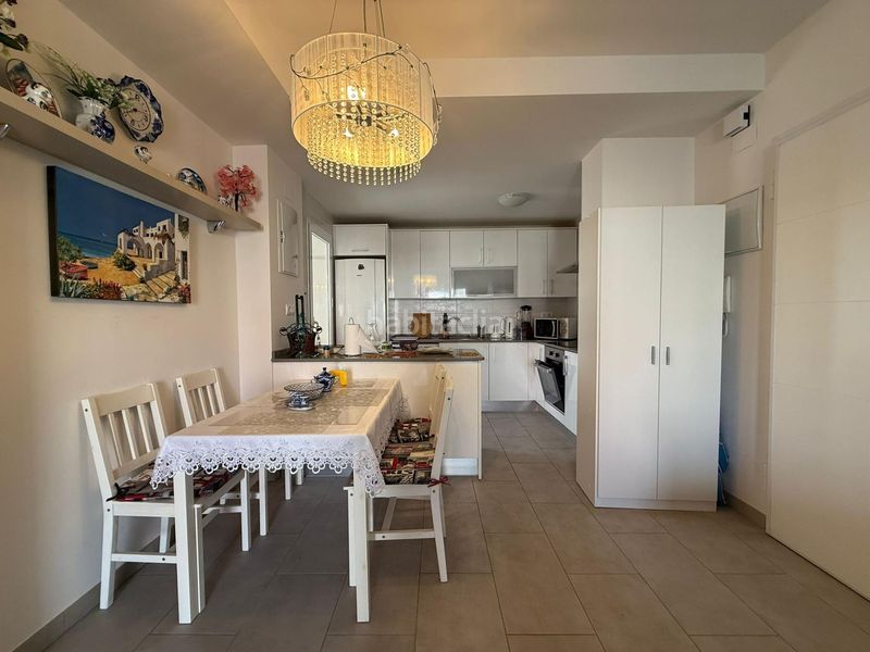Foto ff6d0273-dc8f-471a-9a1a-4cc676fe68be. Casa adossada amb calefacció a Centro - Muelle Pesquero Torrevieja