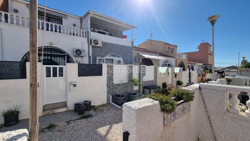 Foto f104a922-c950-477c-8419-93da129cebb7. Casa adossada amb calefacció a Centro - Muelle Pesquero Torrevieja