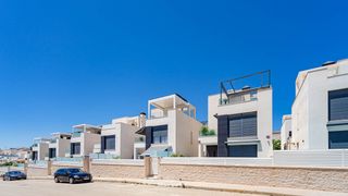 Casa en Los Balcones y los Altos