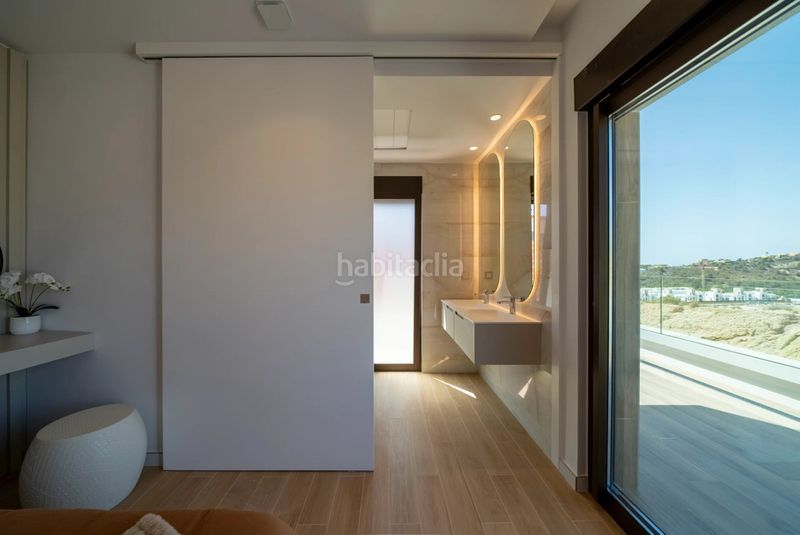 Foto 56a6fa5a-2499-4916-9a2c-cbb45b8b93f0. Casa in balcón de Finestrat-terra marina Finestrat