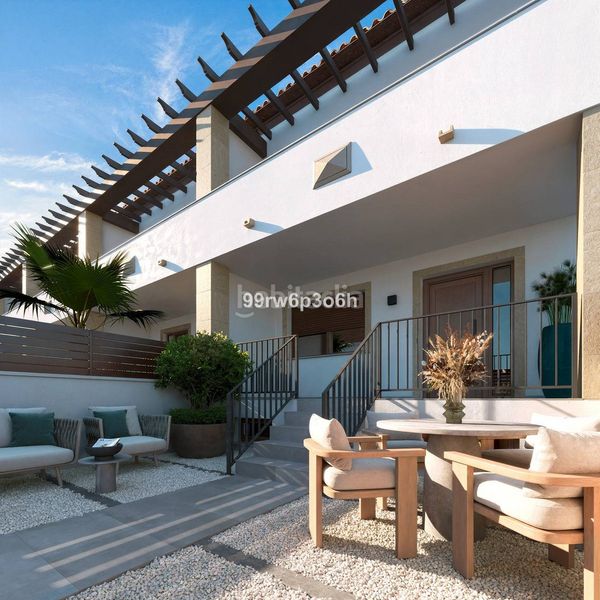 Foto d6bd8fdc-e3e2-4d0d-b7ed-089caf54daad. Casa adossada a Parcent