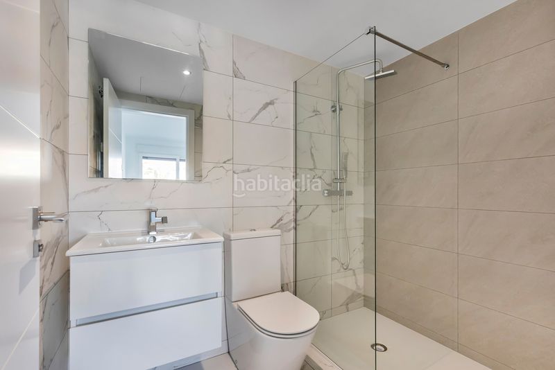 Foto e848336f-b4ca-4bd6-9f55-bacb43a143dc. Apartament amb calefacció a Punta Prima Torrevieja