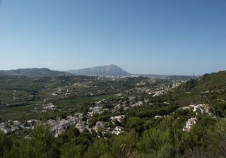 Wohngrundstück in La Granadella - Costa Nova