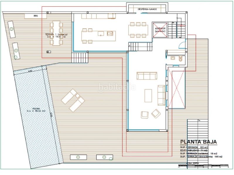 Foto f2a0b3ed-5f95-41ab-bba5-92da38178379. Casa amb aparcament a Centro Ciudad Xàbia