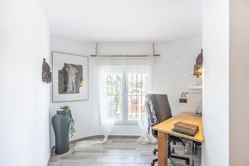 Foto e4073146-f133-4290-b0bd-8ab931c38dbe. Casa amb aparcament a Pueblo Calp