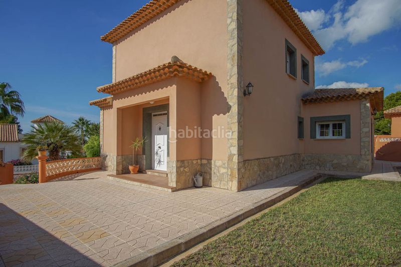 Foto 2298ccd1-b90b-406b-a7ba-afcafd6d9a5c. Casa amb aparcament a Pueblo Calp