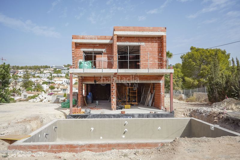 Foto f0f86f62-eb2e-4592-ac26-9f6cc4e2e4d6. Casa amb aparcament a Pueblo Calp