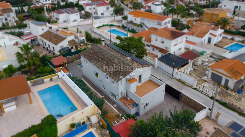 Foto 94e3767c-52d2-434d-bfb9-69a925bca360. Casa amb aparcament a Pueblo Calp