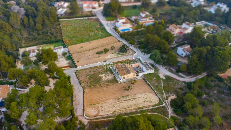 Foto b1ccb21e-c0a8-4724-bf16-c09fe064d2de. Casa amb aparcament a Centro Ciudad Xàbia