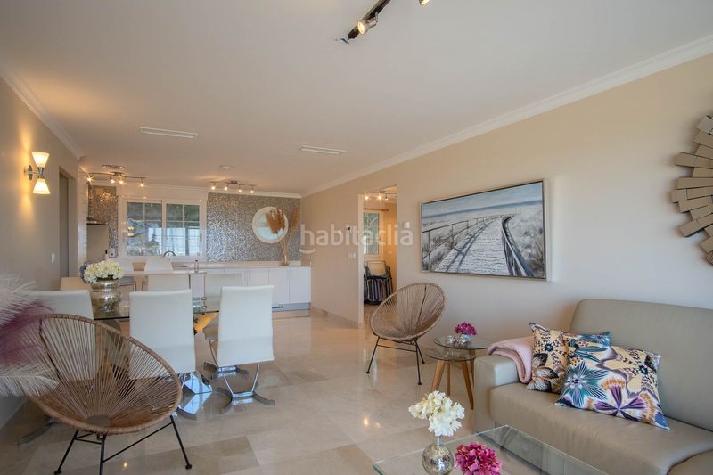 Foto cfe454d4-046e-445b-8866-ddb240e618cd. Apartament amb aparcament a Centro Pedreguer