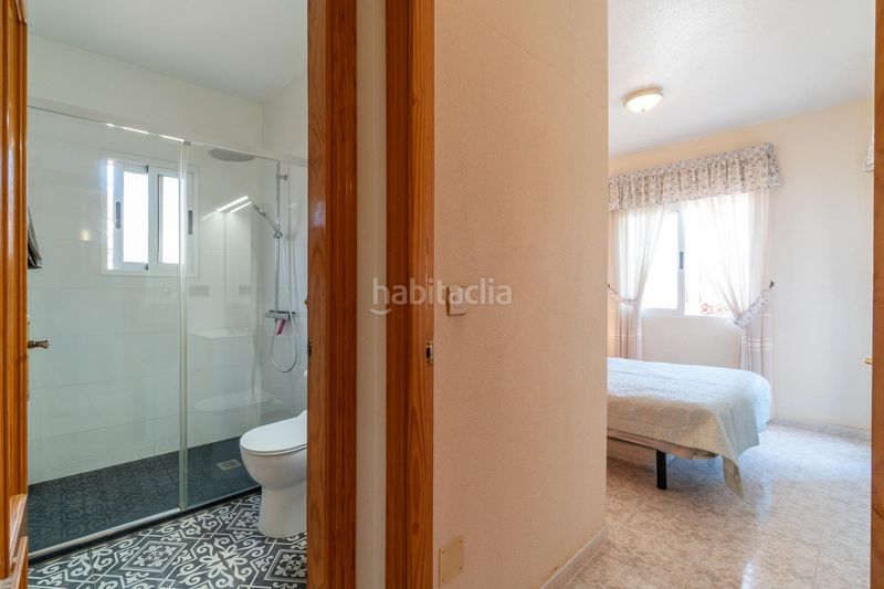 Foto 16f8971e-aa67-477c-b84a-a08c37e385ba. Apartament amb calefacció a Playa Flamenca Orihuela