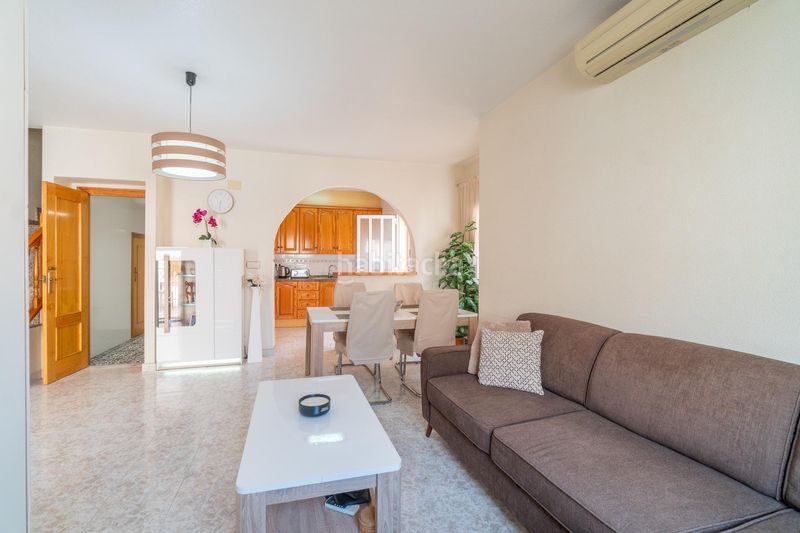Foto 5dd2bb77-6381-4792-b4b0-0a2627c1f861. Apartament amb calefacció a Playa Flamenca Orihuela