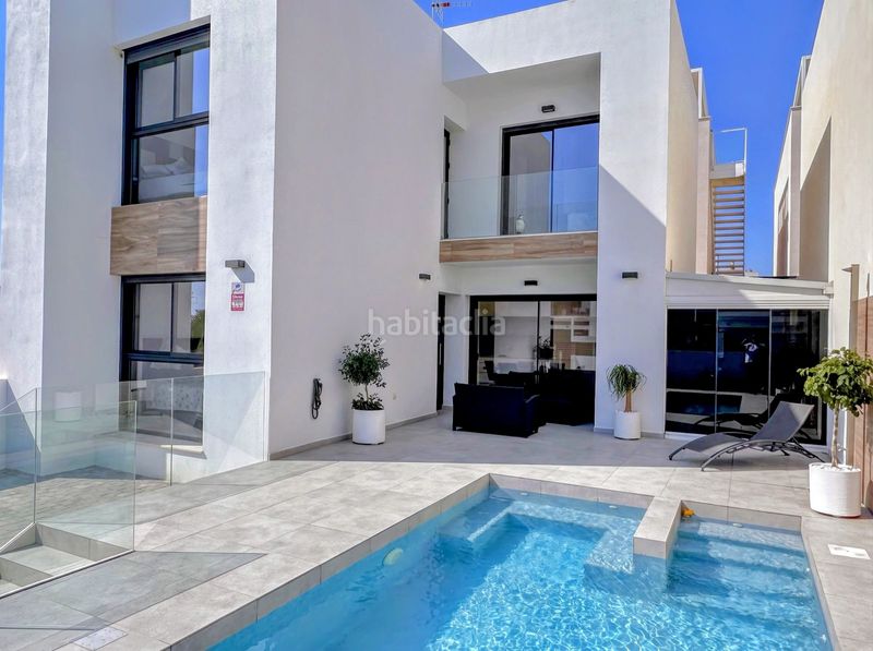 Foto bd80ee90-6958-46ba-8cd4-e27af135c279. Casa a Centro Rojales