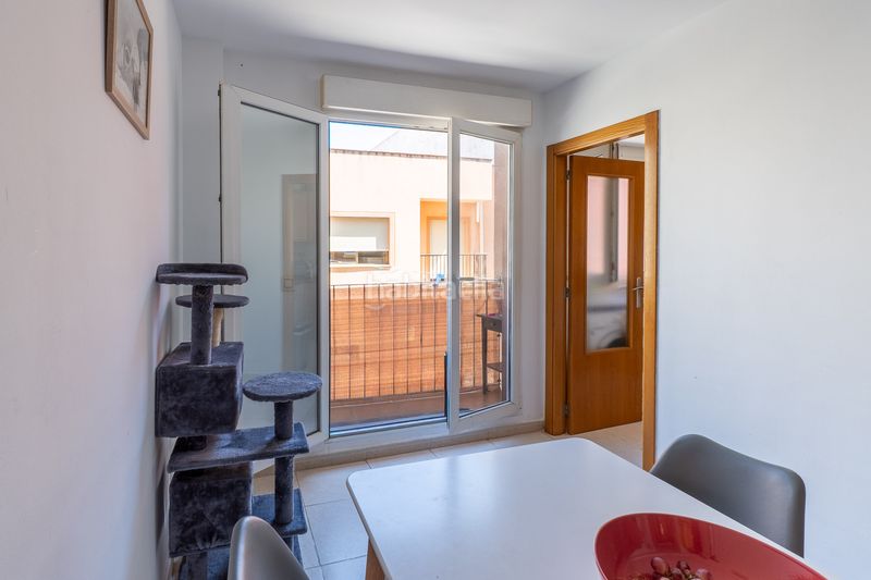Foto 1125c9d5-78c3-41dd-959a-5f8d6f2d9a3f. Apartamento en Teulada