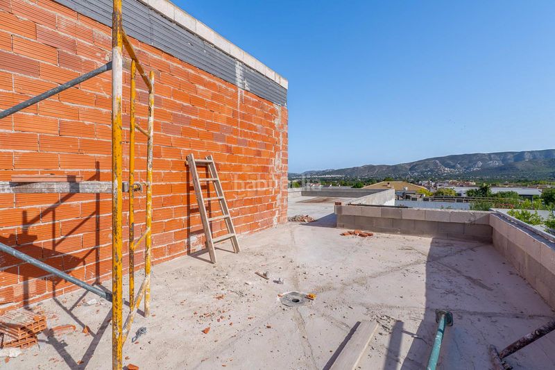 Foto 0188a295-6998-4c8b-b8fb-2ca74cdda275. Casa amb aparcament a Beniarbeig