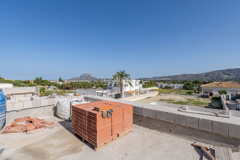 Foto f9801559-e0b5-4550-9c7b-f0a4d88adb9c. Casa amb aparcament a Beniarbeig