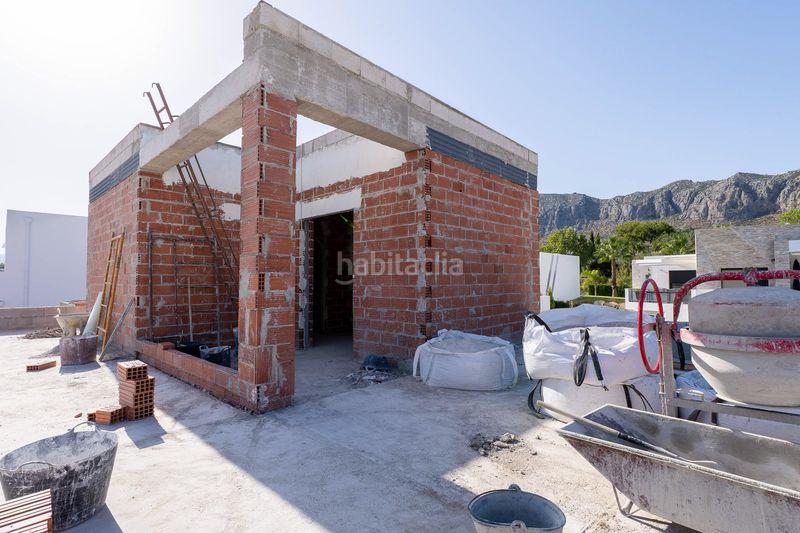Foto fa338810-9bb4-4382-a2ec-e01352b1c624. Casa amb aparcament a Beniarbeig