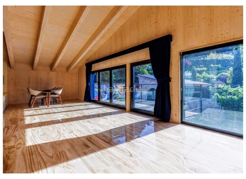 Foto 41f39263-b7fc-4443-9012-4ad36dfd2532. Apartament amb calefacció a Eixample Nord Girona